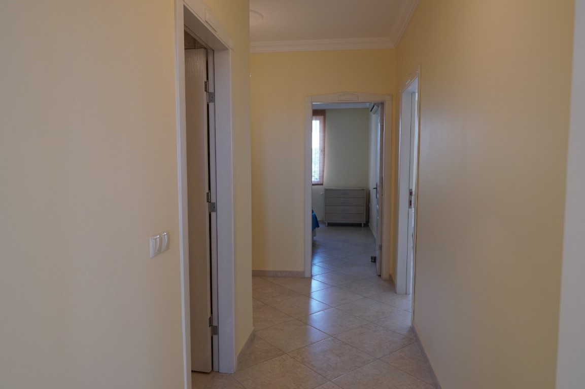 Three-room apartment of 124 m2, in the district of Thommeer - Umbrella Group - Photo 8