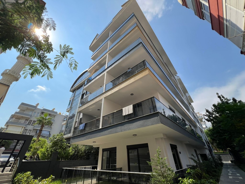 Bright four-room apartment 100 m from the sea, center - Umbrella Group - Photo 18