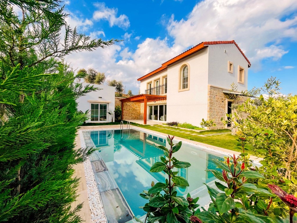 Luxury villas in Bodrum - a combination of traditional style and modern facilities on 42.800 m 2 - Umbrella Group - Photo 2