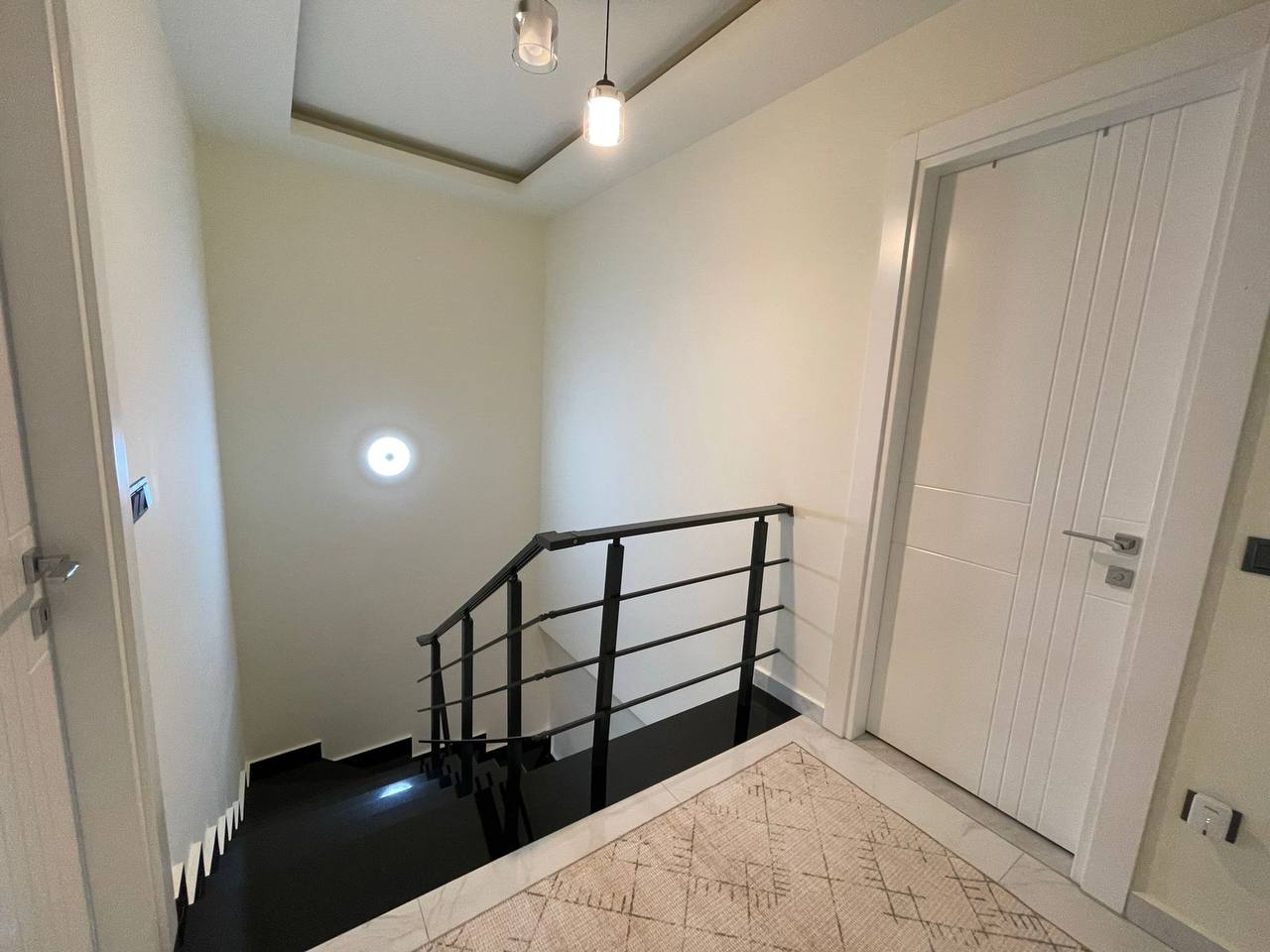 U6072 - Photo 27