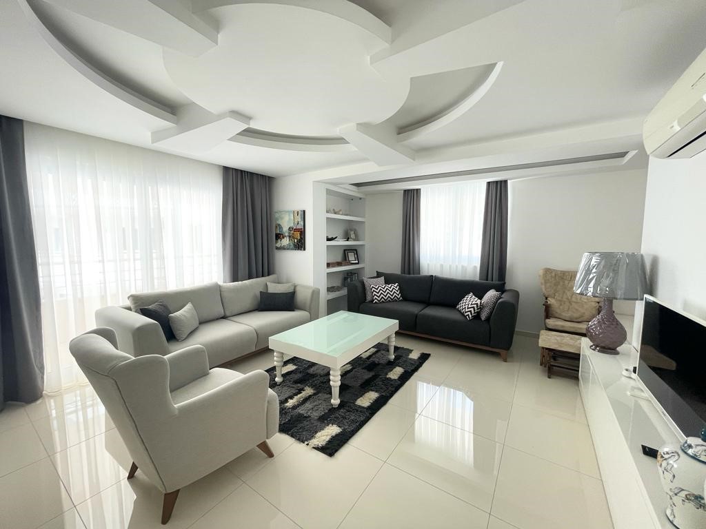 Spacious duplex apartment of 180 m2, with sea view (Cleopatra) - Umbrella Group - Photo 2