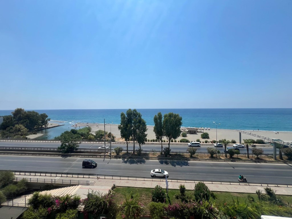 Apartment 3+1 in 30 meters from the sea, Tosmur - Umbrella Group - Photo 6