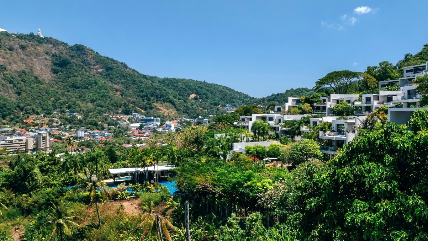 Innovative condominium Phenomenon, on the shore of the Andaman Sea (Phuket) - Umbrella Group - Photo 2