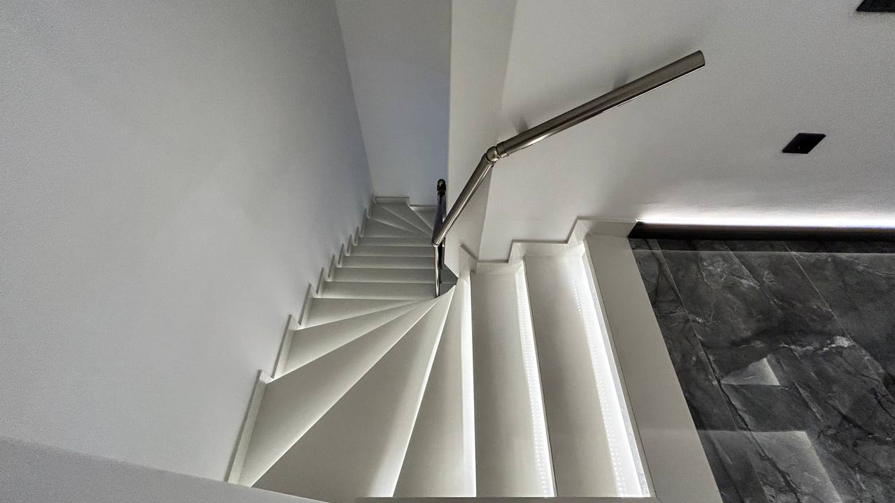 U6231 - Photo 32