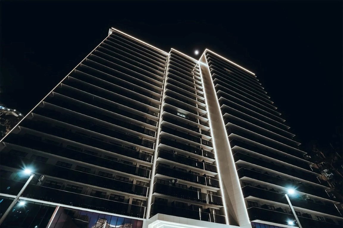 Business-class residential complex, 200 meters from the sea, Batumi - Umbrella Group - Photo 4