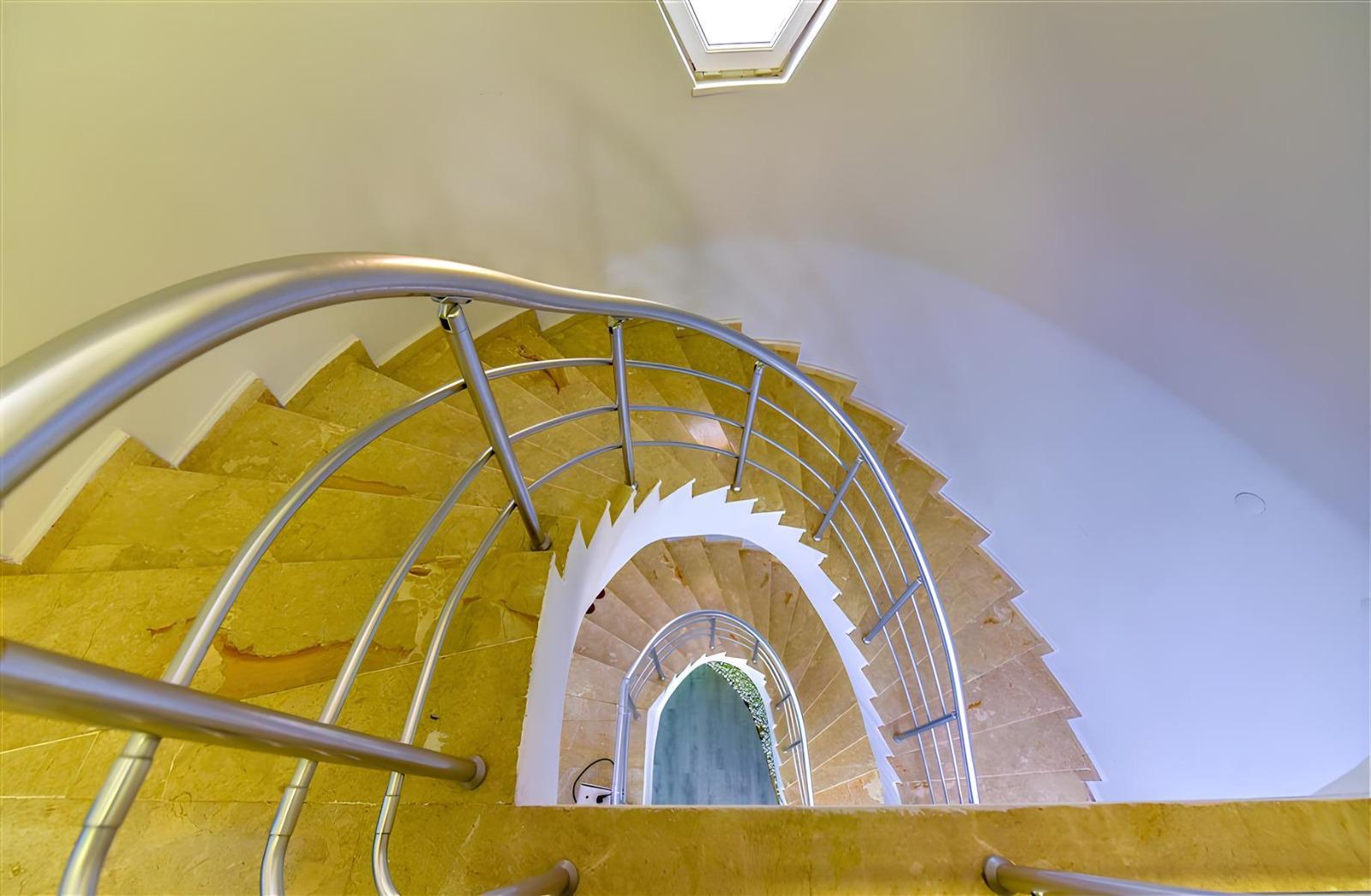Spacious villa with private pool, in the Mahmutlar area - Umbrella Group - Photo 8
