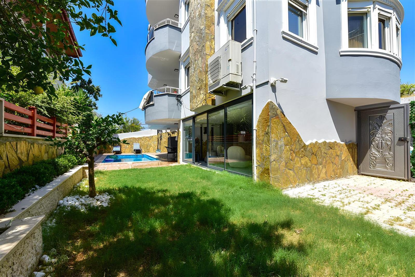 Spacious villa with private pool, in the Mahmutlar area - Umbrella Group - Photo 25