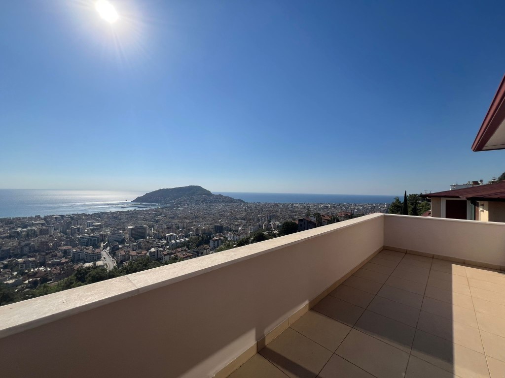 Spacious duplex on the 5th floor, with beautiful sea and city views, Center - Umbrella Group - Photo 18