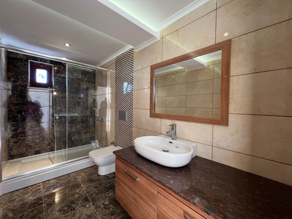 Spacious duplex on the 5th floor, with beautiful sea and city views, Center - Umbrella Group - Photo 12