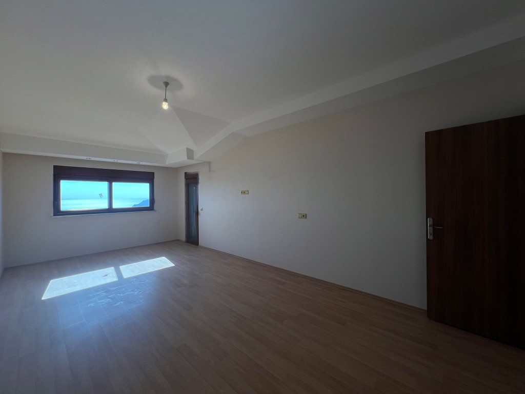 Spacious duplex on the 5th floor, with beautiful sea and city views, Center - Umbrella Group - Photo 15