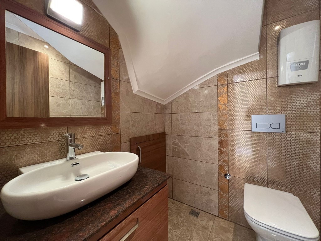 Spacious duplex on the 5th floor, with beautiful sea and city views, Center - Umbrella Group - Photo 9