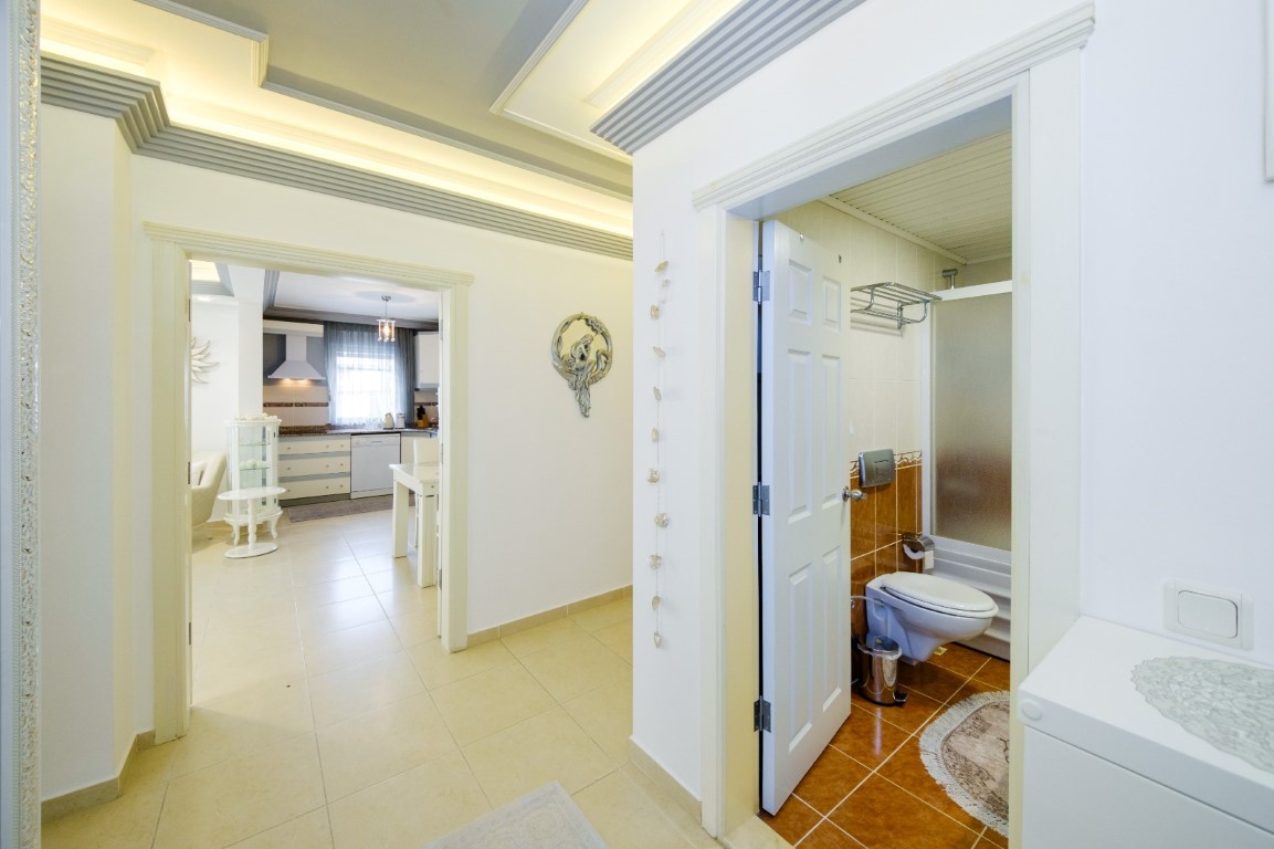 Furnished three-room apartment on the 1st floor in the district of Cleopatra - Umbrella Group - Photo 10