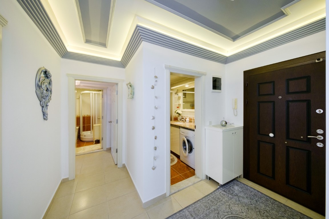 Furnished three-room apartment on the 1st floor in the district of Cleopatra - Umbrella Group - Photo 9