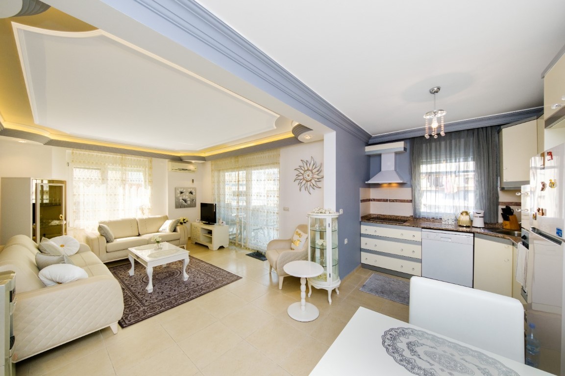 Furnished three-room apartment on the 1st floor in the district of Cleopatra - Umbrella Group - Photo 3