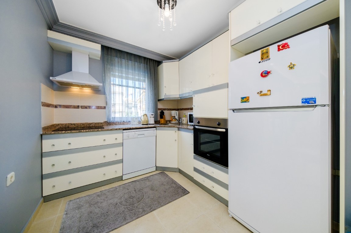 Furnished three-room apartment on the 1st floor in the district of Cleopatra - Umbrella Group - Photo 5