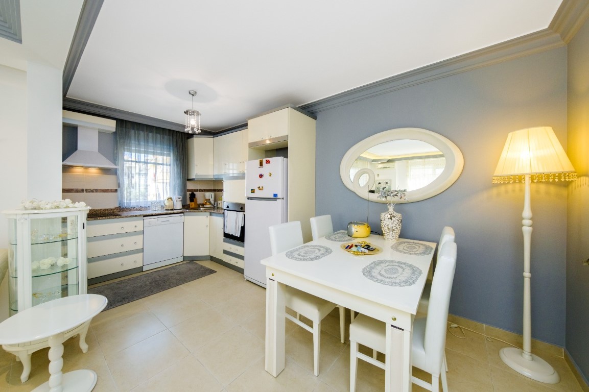 Furnished three-room apartment on the 1st floor in the district of Cleopatra - Umbrella Group - Photo 4