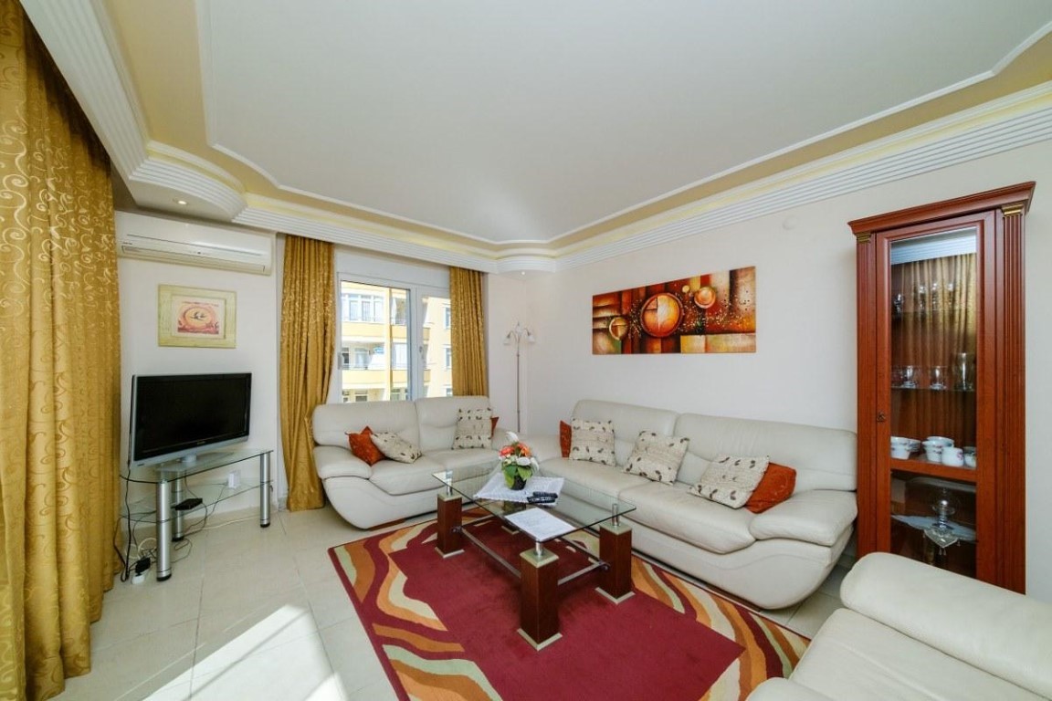 Furnished three-room apartment of 110 m2, in the district of Cleopatra - Umbrella Group - Photo 2