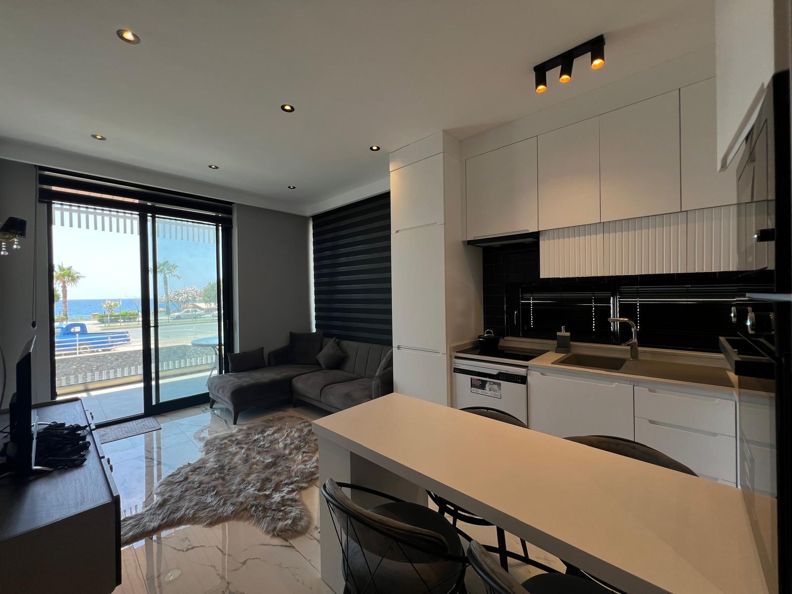 One bedroom apartment of 55 m2 with sea view in Kestel area - Umbrella Group