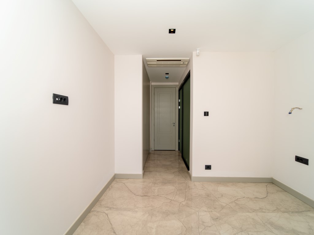 U6527 - Photo 37