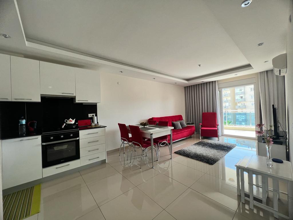 U6498 - Photo 2