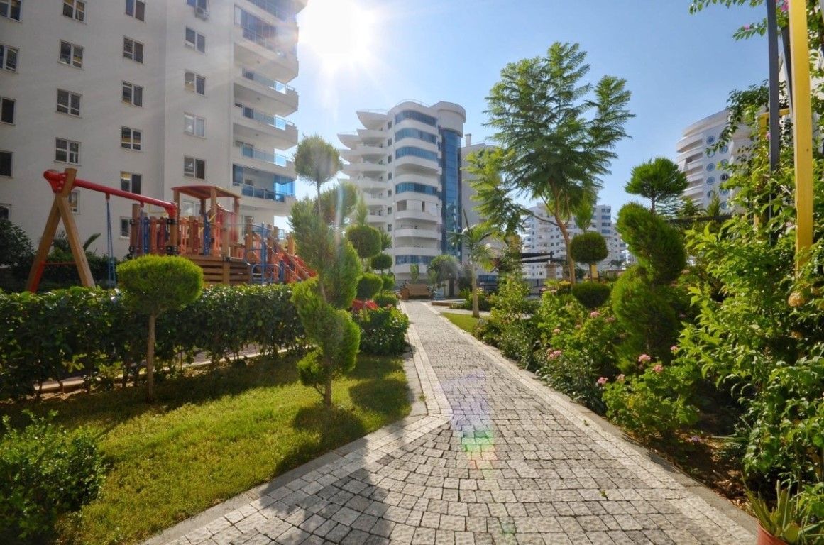 U6744 - Photo 28