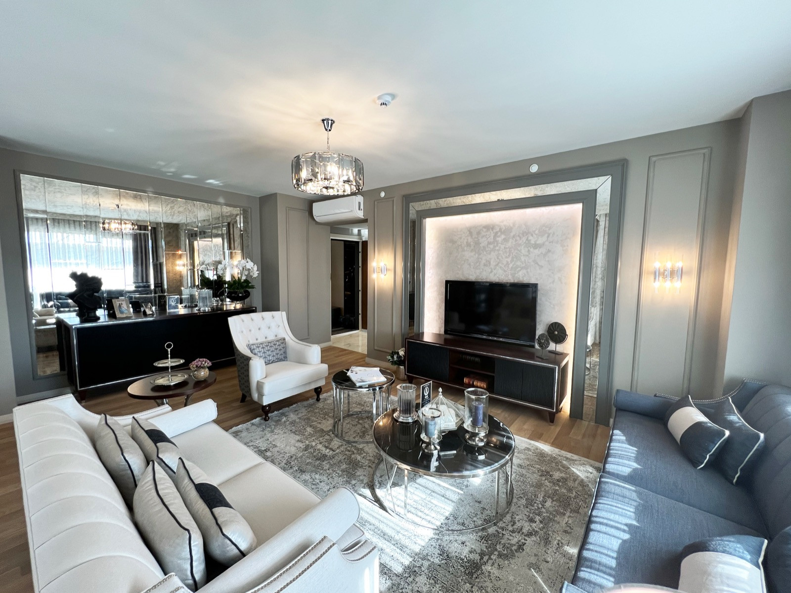 Apartments in Istanbul in a residential complex with developed facilities and citizenship eligibility - Photo 3