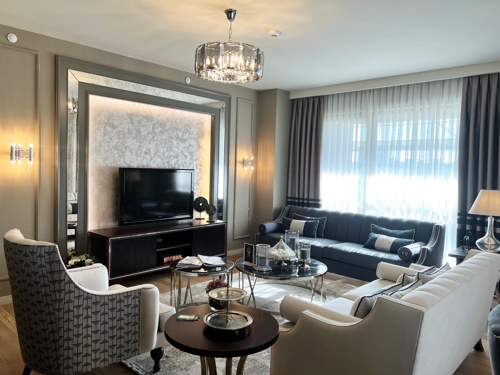 Apartments in Istanbul in a residential complex with developed facilities and citizenship eligibility - Photo 5