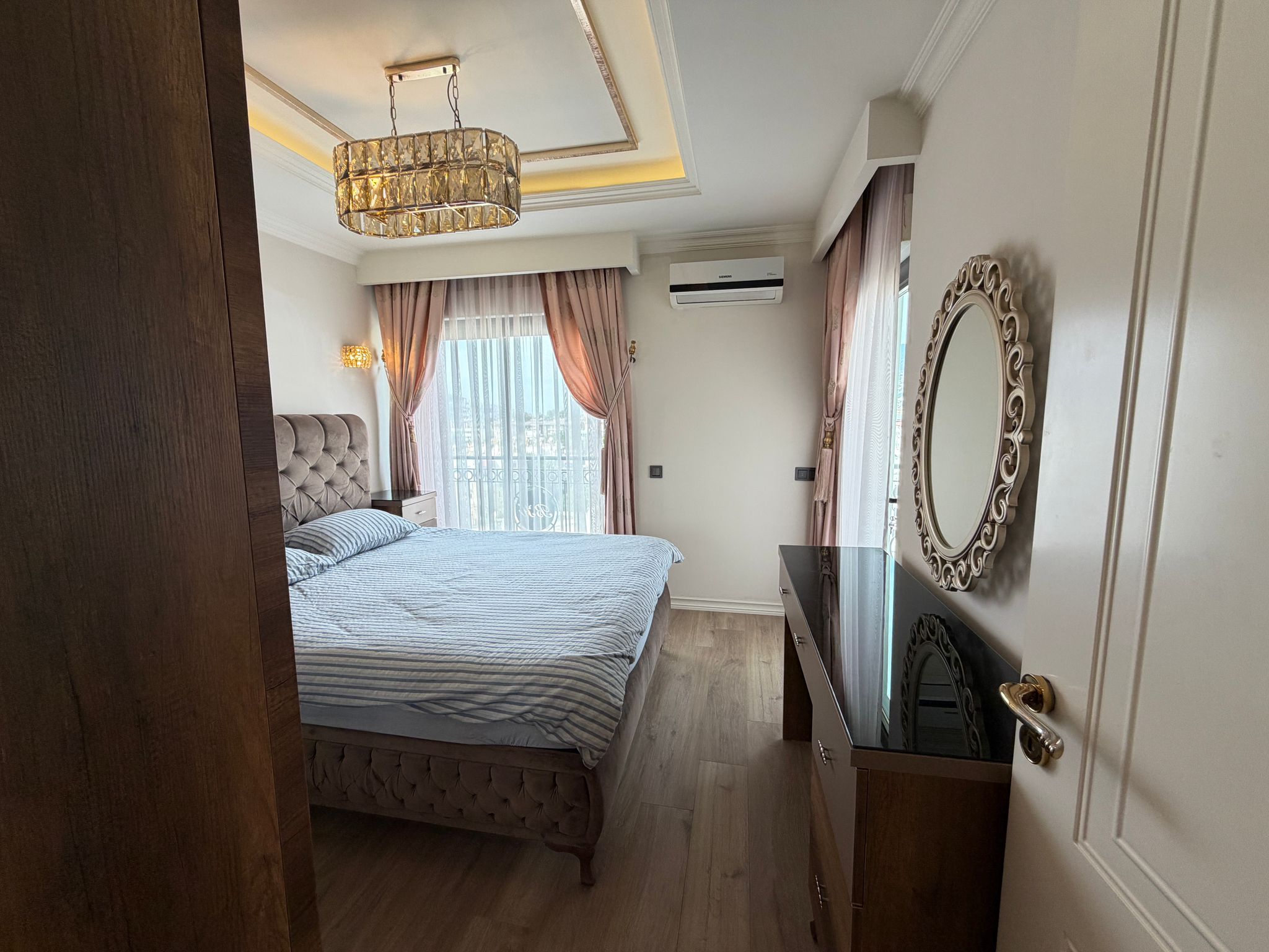 U6809 - Photo 29