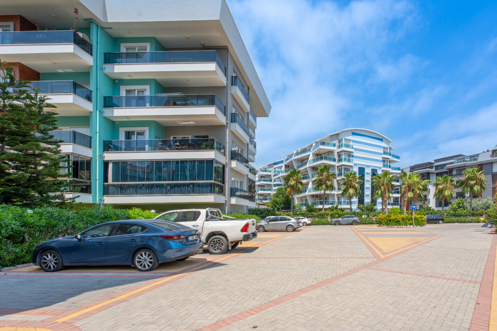 Spacious 4+1 duplex in Alanya’s Oba district with full on-site amenities and eligibility for citizenship - Photo 3