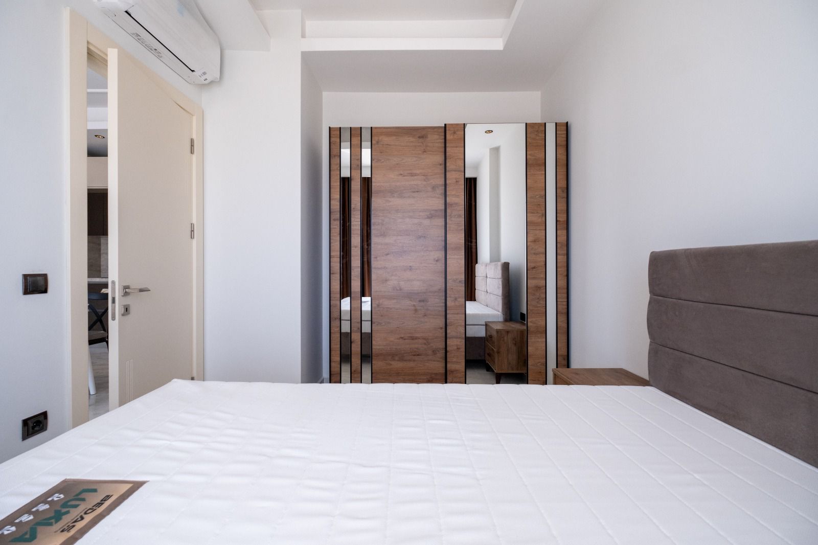 Furnished 1+1 Apartment on the First Line of the Mediterranean Sea in Mahmutlar - Photo 21