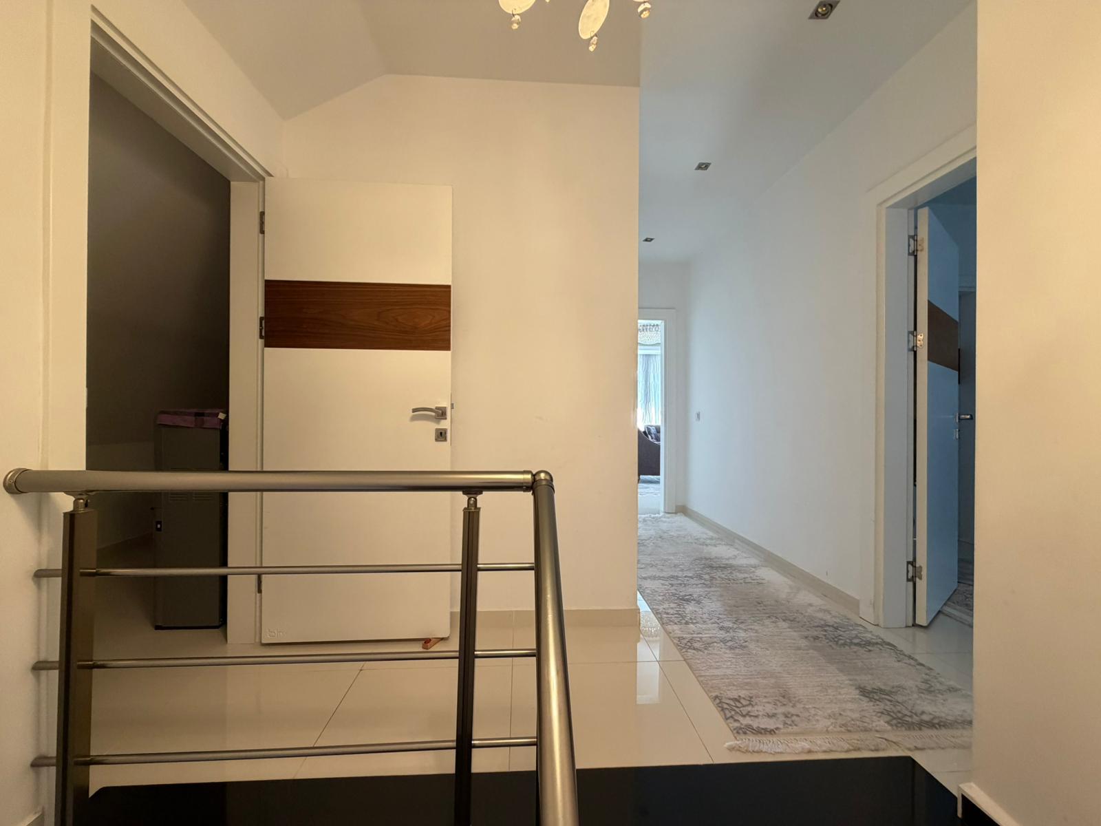 Furnished 3+1 Duplex in Cleopatra, Alanya, 350 m from the Beach - Photo 9