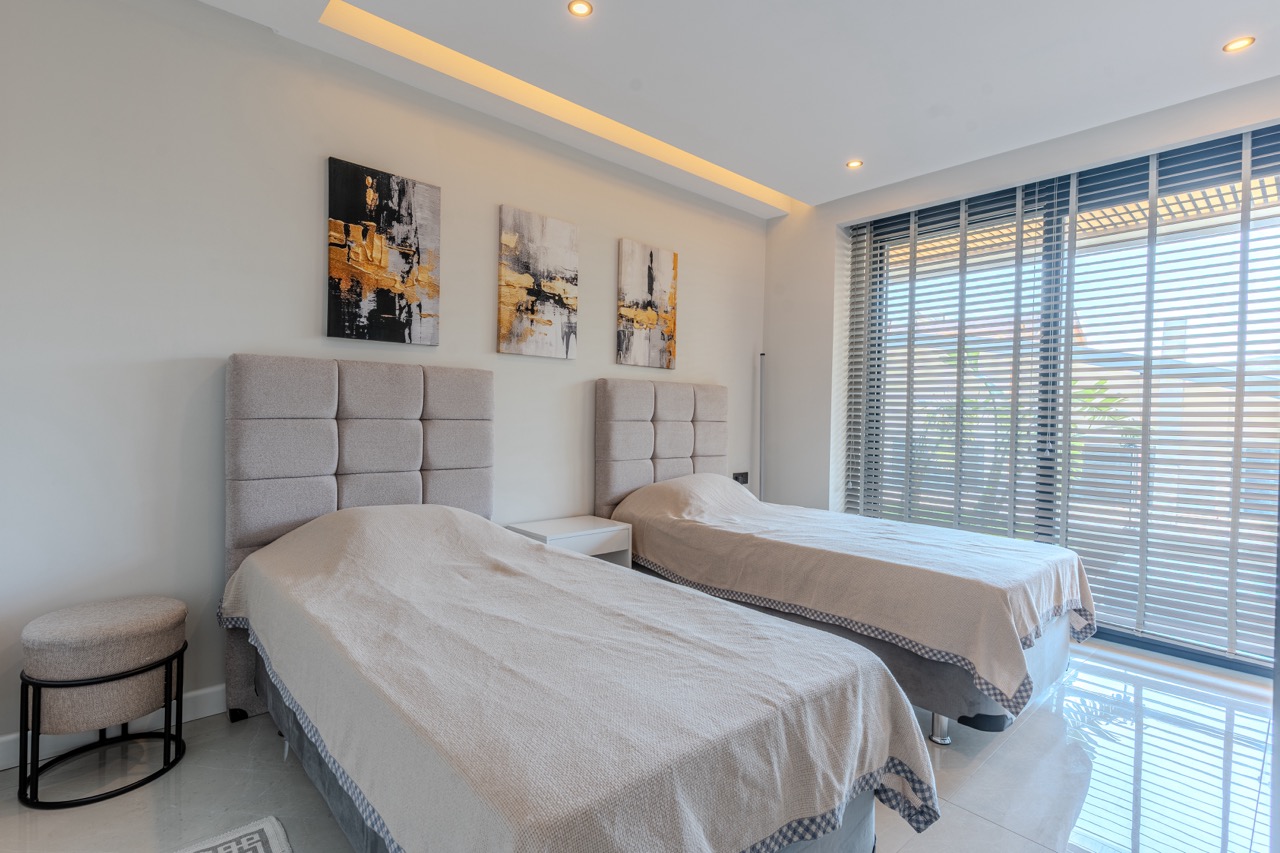 Three-bedroom apartment in the center of Alanya, 80 meters from the sea - Photo 29