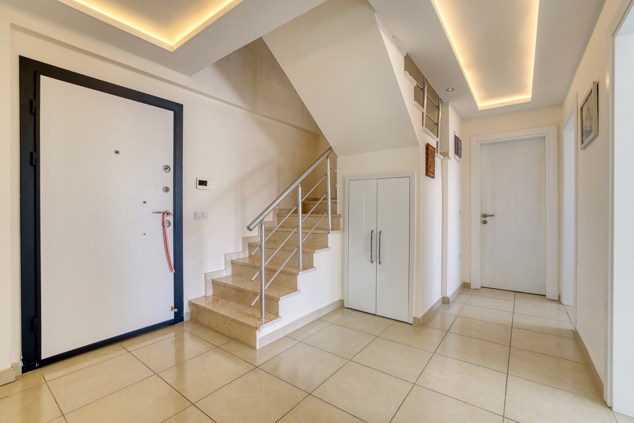 Spacious 4+1 duplex in Mahmutlar with a separate kitchen - Photo 15