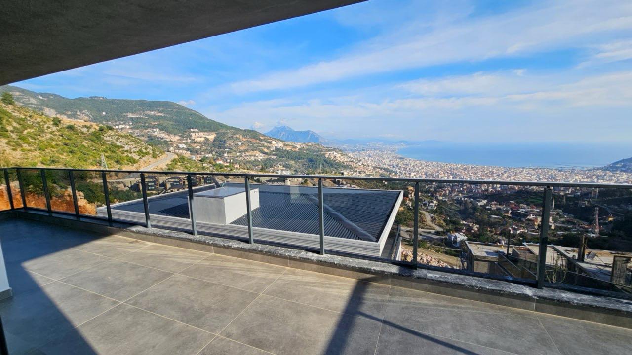 5+1 villa in Tepe with panoramic views of the sea and Alanya Castle - Photo 20