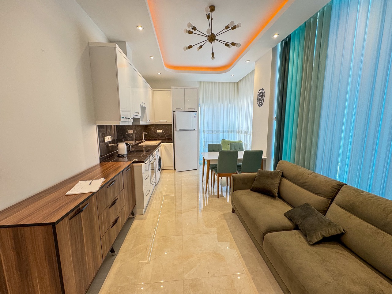 Furnished 1+1 apartment in Mahmutlar in a complex with pools and SPA - Photo 17