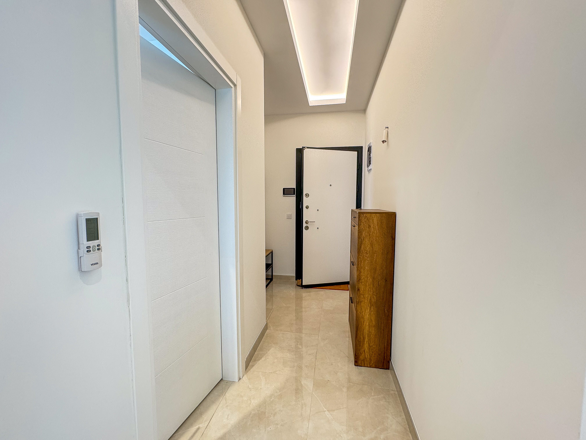 Furnished 1+1 apartment in Mahmutlar in a complex with pools and SPA - Photo 24