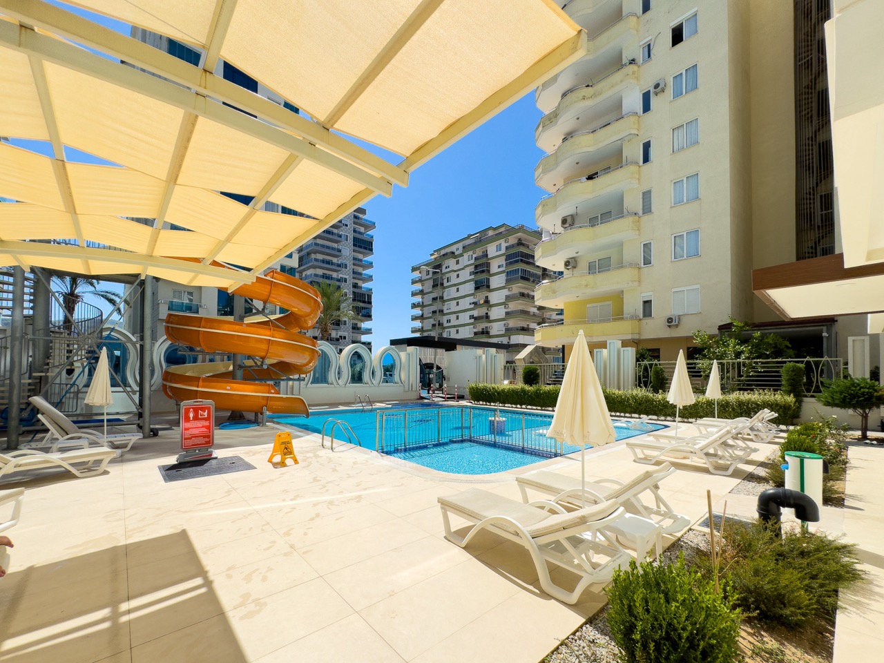 Furnished 1+1 apartment in Mahmutlar in a complex with pools and SPA - Photo 7