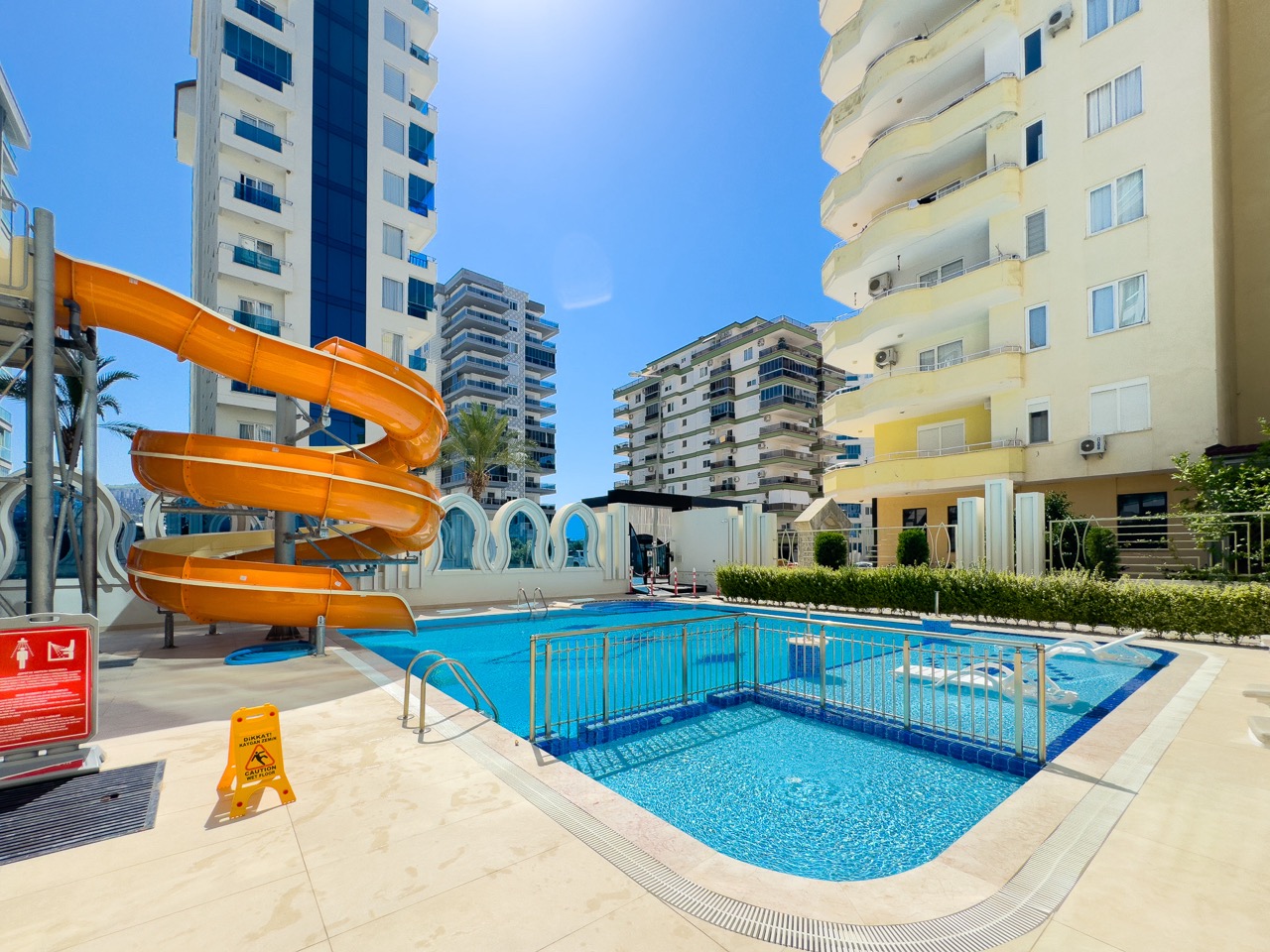 Furnished 1+1 apartment in Mahmutlar in a complex with pools and SPA - Photo 6