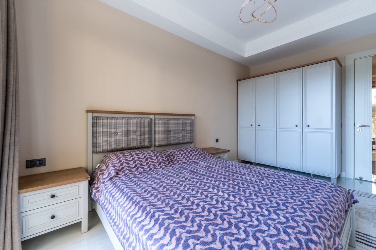 Furnished 2+1 apartments in Türkler with resort-style facilities - Photo 30