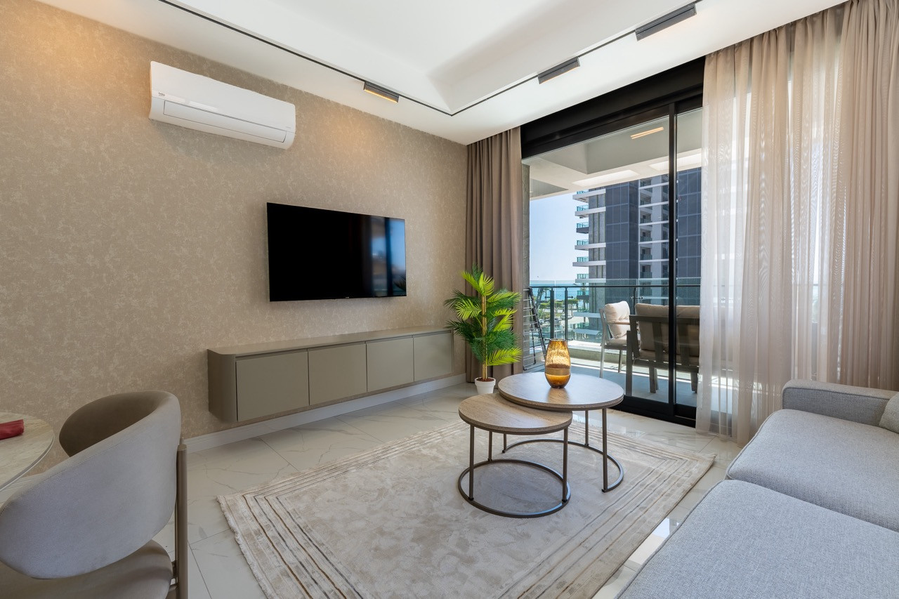Furnished 2+1 apartment on the first coastline in Mahmutlar - Photo 6