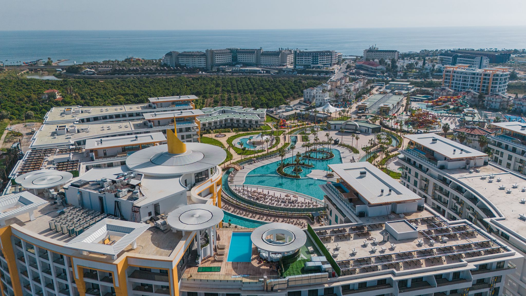 1+1 apartment in Türkler with a private beach and 5-star hotel facilities - Photo 4