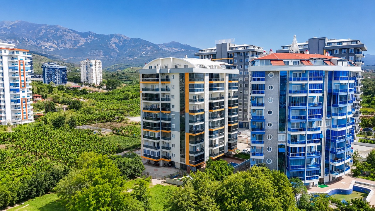 Furnished 2+1 Apartment in the Center of Mahmutlar
