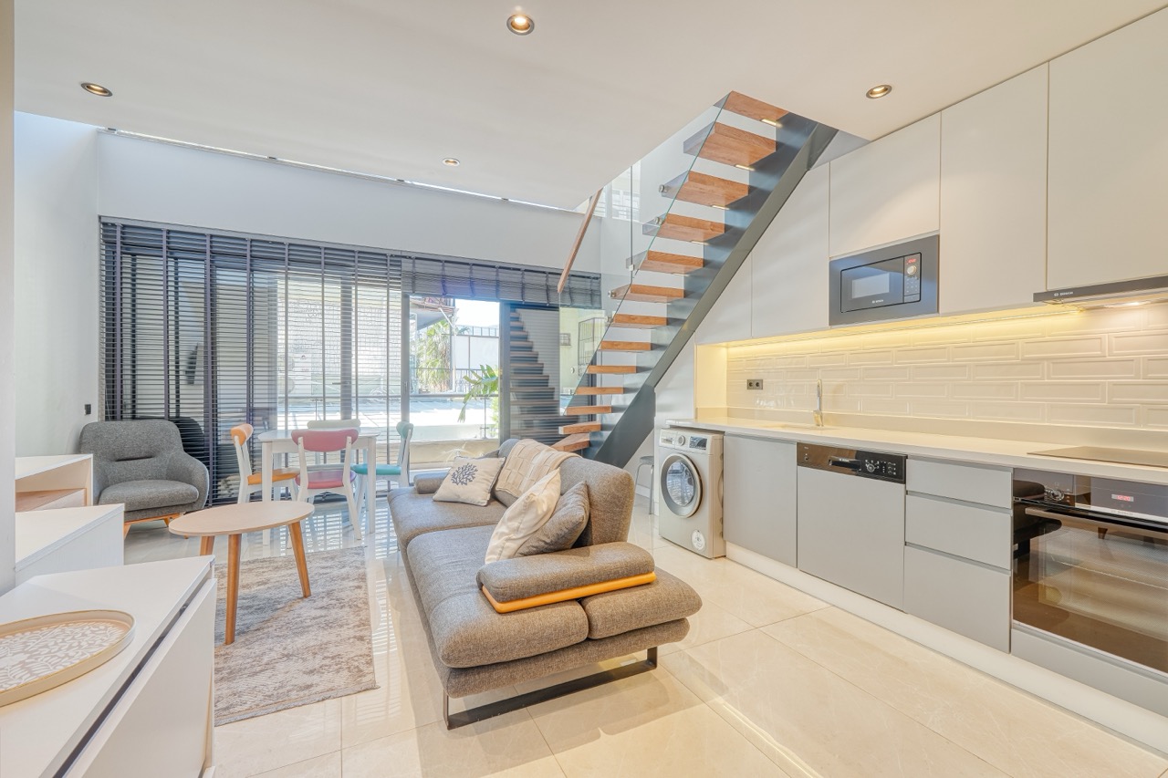 Loft 1+1 Apartment 170 Meters from Cleopatra Beach
