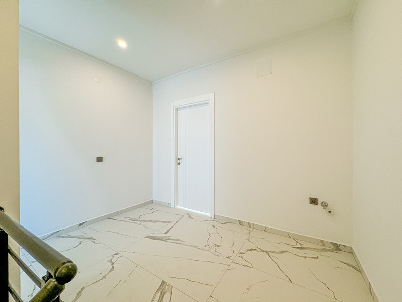 Duplex 3+1 of 183 m² in a Full Infrastructure Complex in Avsallar - Photo 33