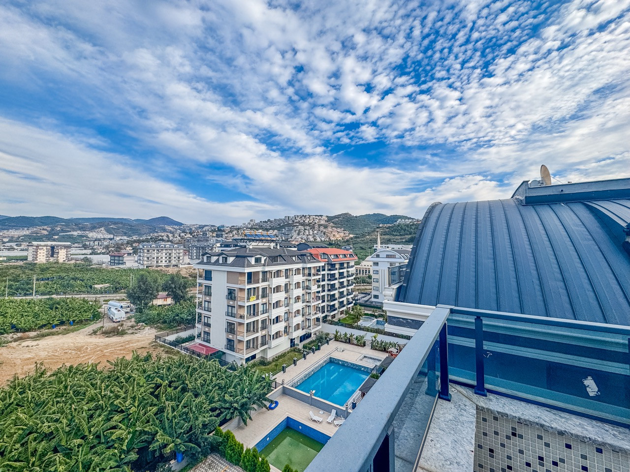 Two-Level 3+1 Apartment 100 m from the Sea in Kargicak - Photo 25