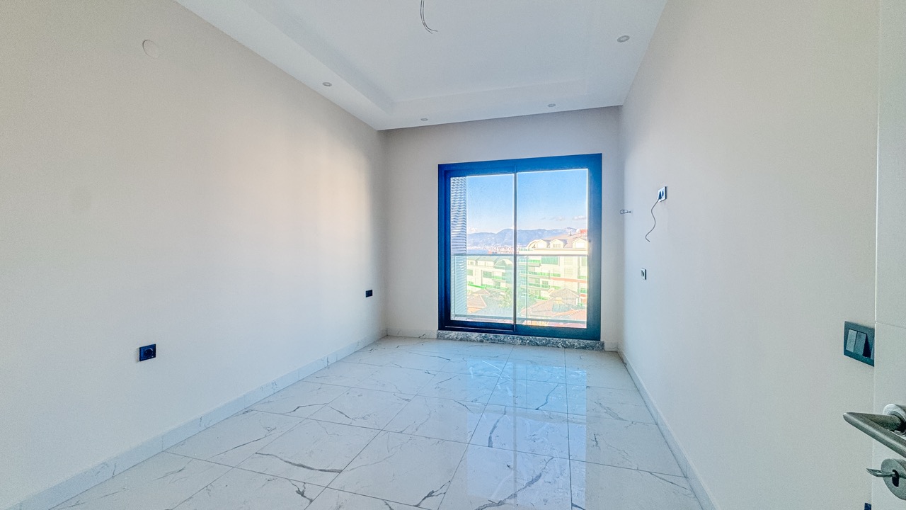1+1 Apartment in a First-Line Complex with a Private Beach - Photo 34