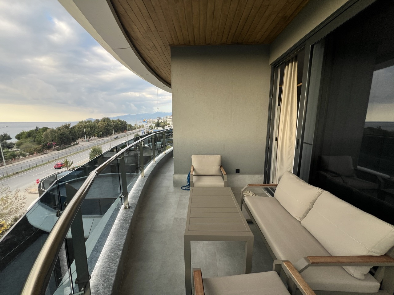 Furnished 2+1 Apartment on the First Coastline in Kargicak - Photo 32