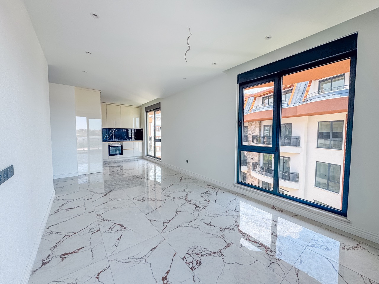 Two-Level 2+1 Apartment of 107 m² in a New Residential Complex in Oba - Photo 26