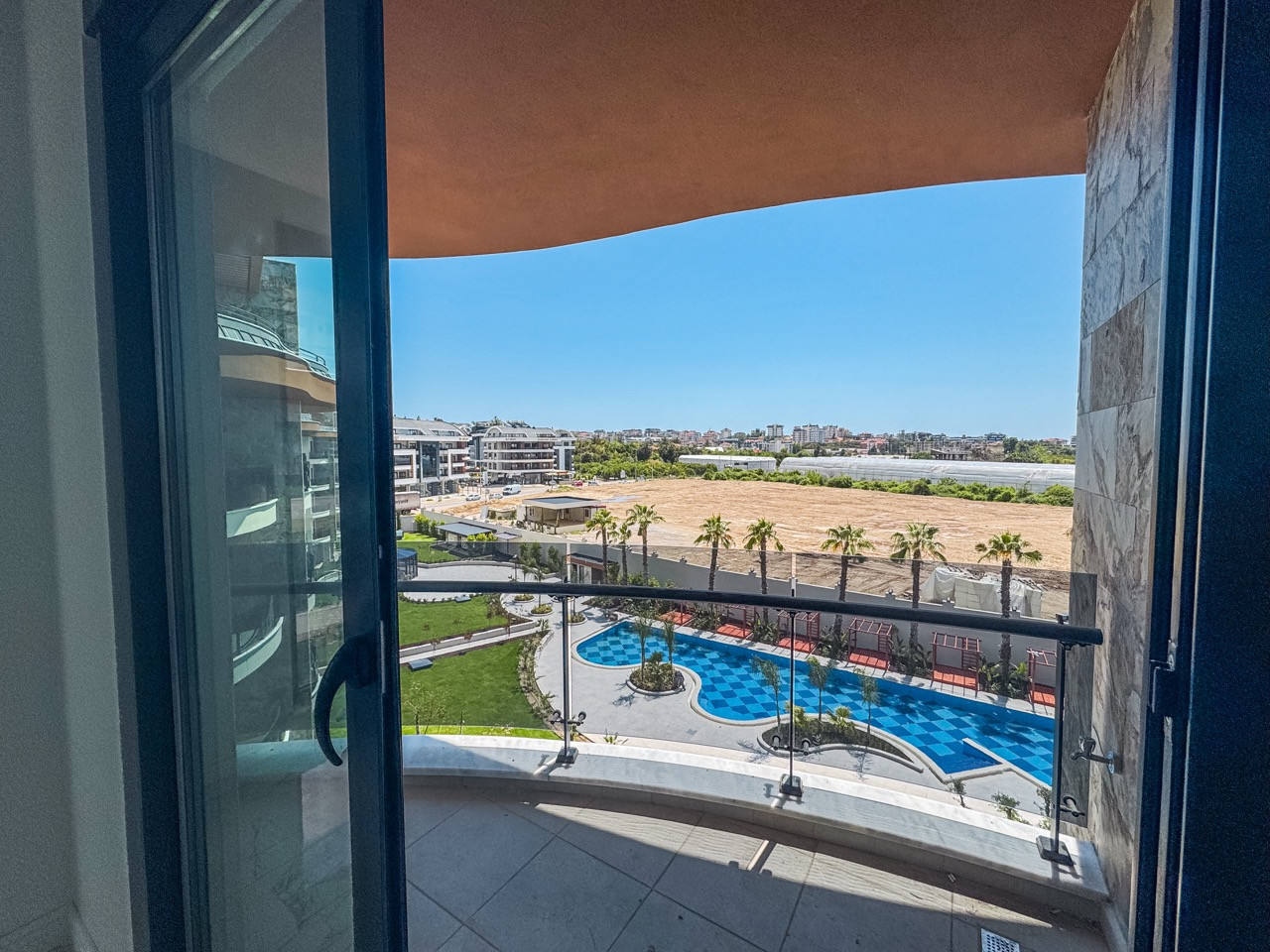 Two-Level 2+1 Apartment of 107 m² in a New Residential Complex in Oba - Photo 27