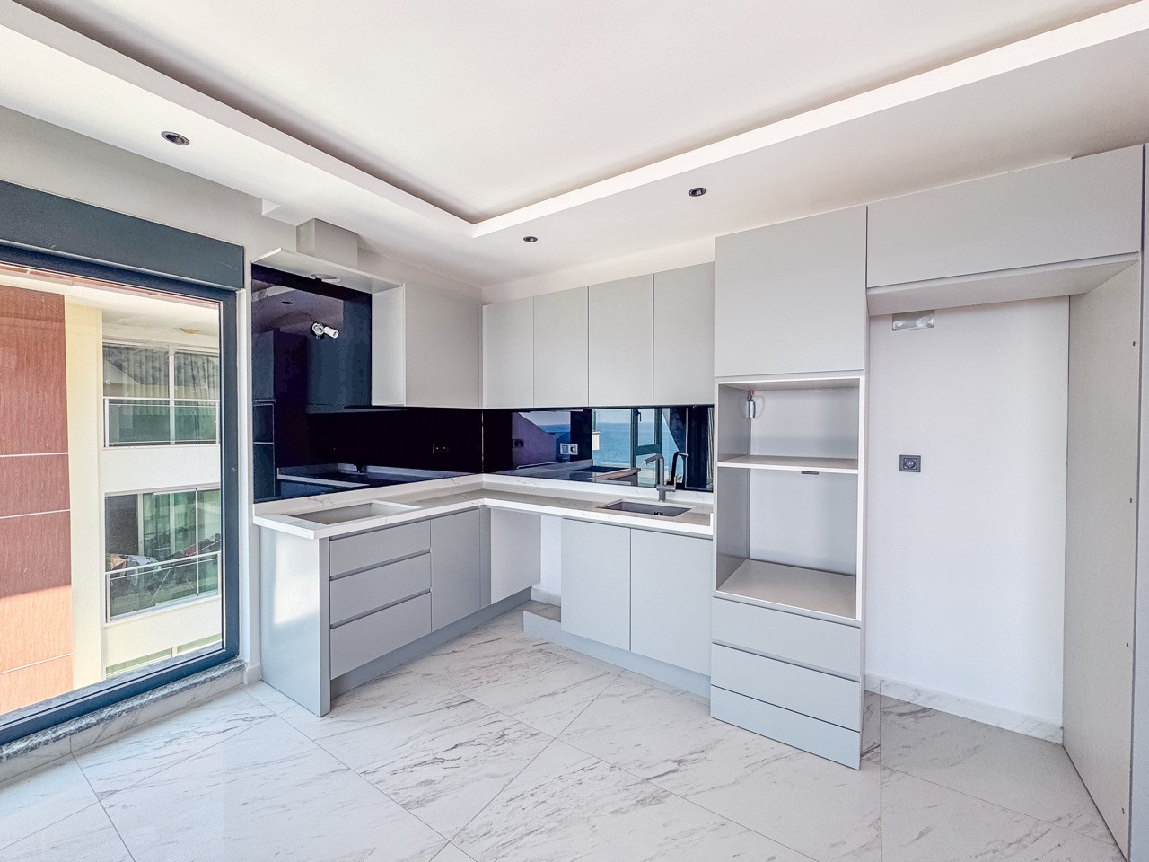 Apartment 2+1 of 180 m² with Sea View, 100 m from the Beach - Photo 36